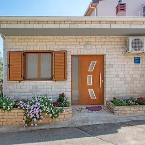studio-apartment-raspar.in-istria.net/